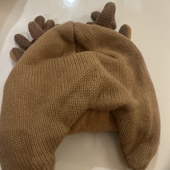 Moose animal knit beanie- Moose. Sm Child size - Picture 10 of 12
